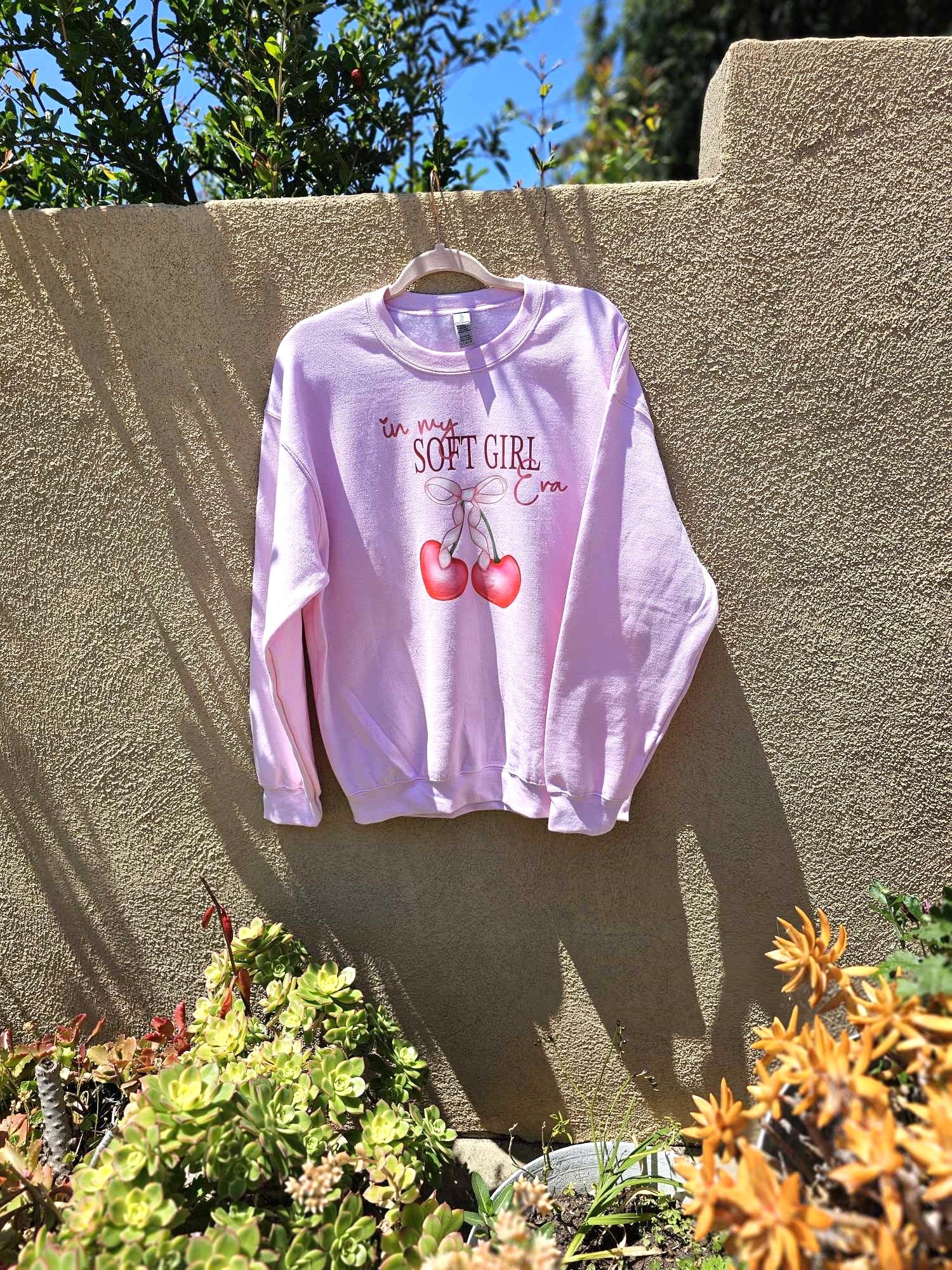 SOFT GIRL ERA PULLOVER