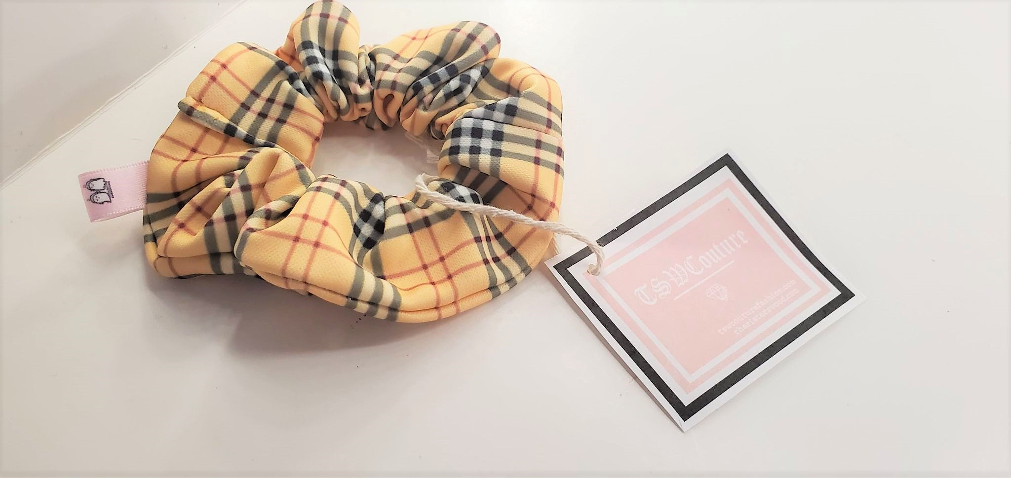 PREPPY PLAID SCRUNCHY SHORT