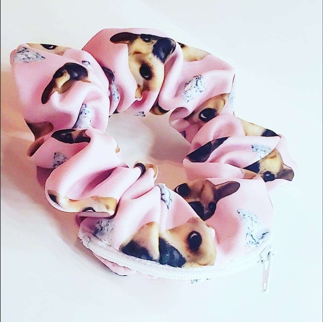 CUSTOM SCRUNCHY WITH ZIPPER TALL