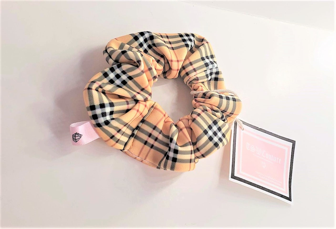PREPPY PLAID SCRUNCHY SHORT