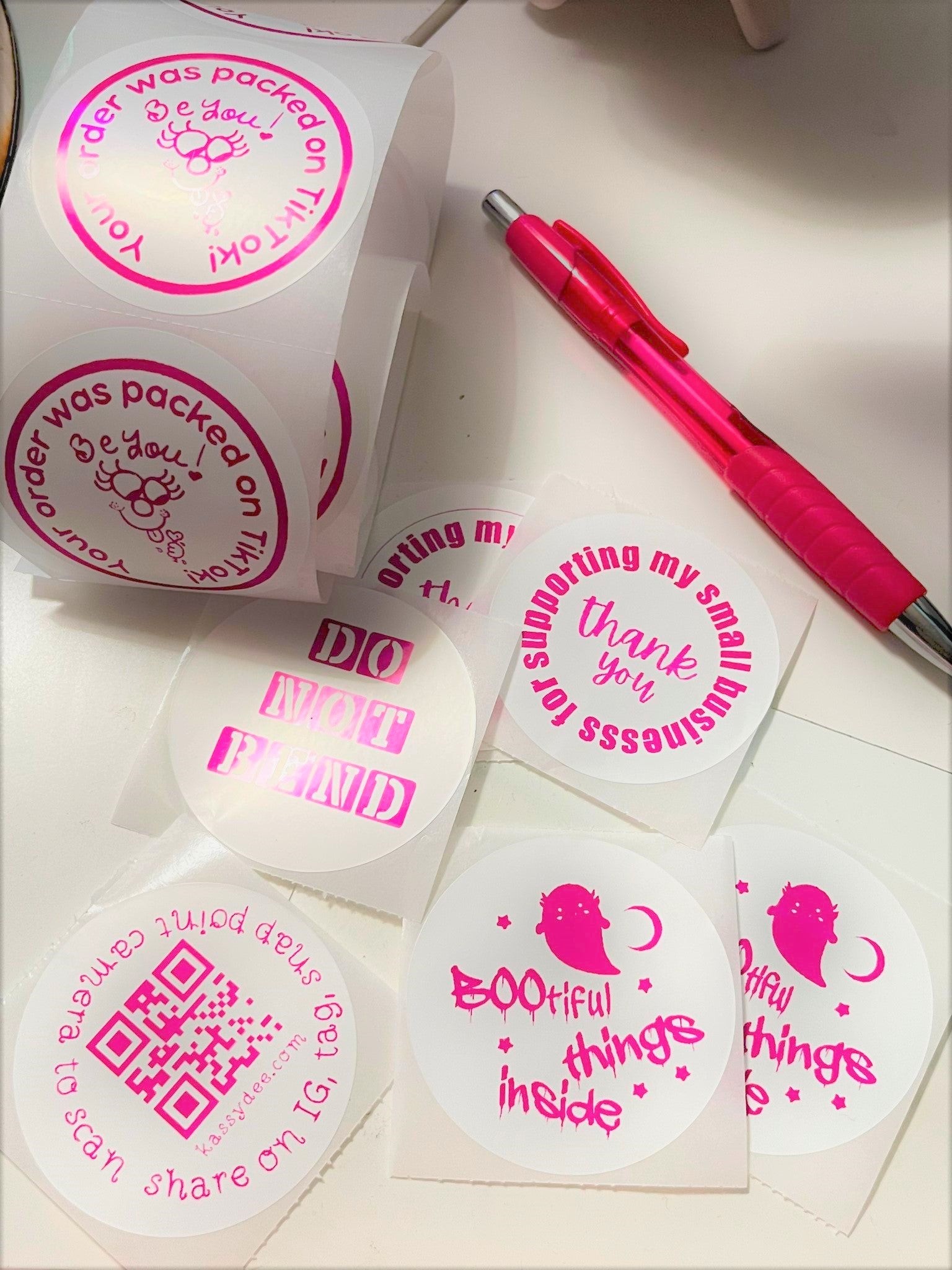 2" Round Pink Labels