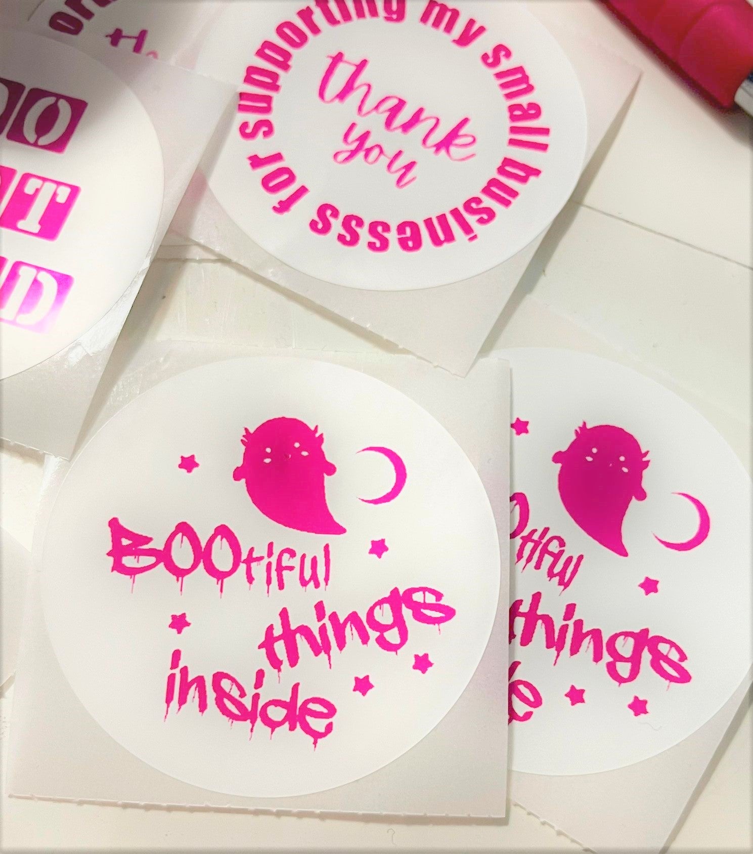 2" Round Pink Labels