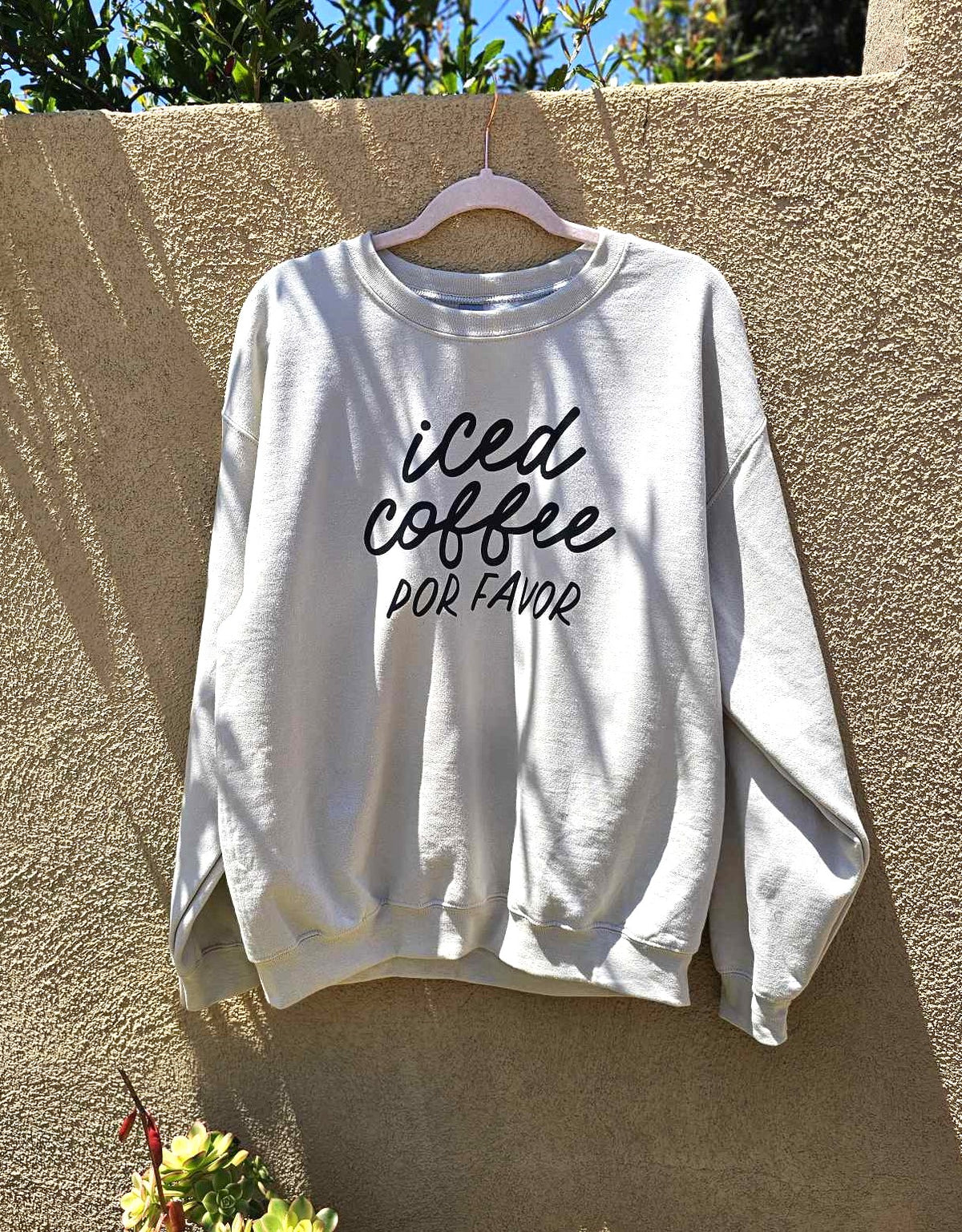 ICED COFFEE POR FAVOR PULLOVER