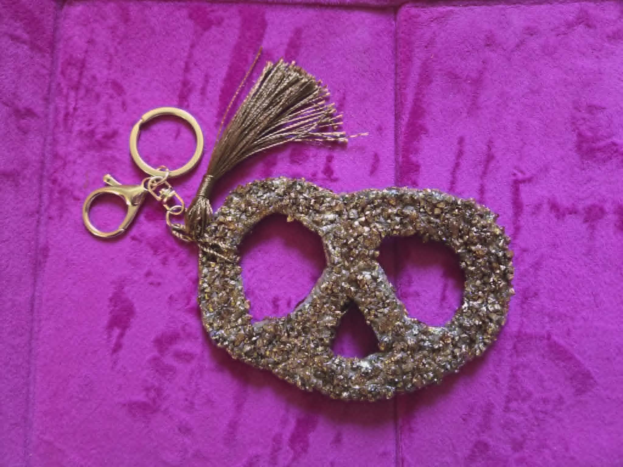 Blingy pretzel purse charm