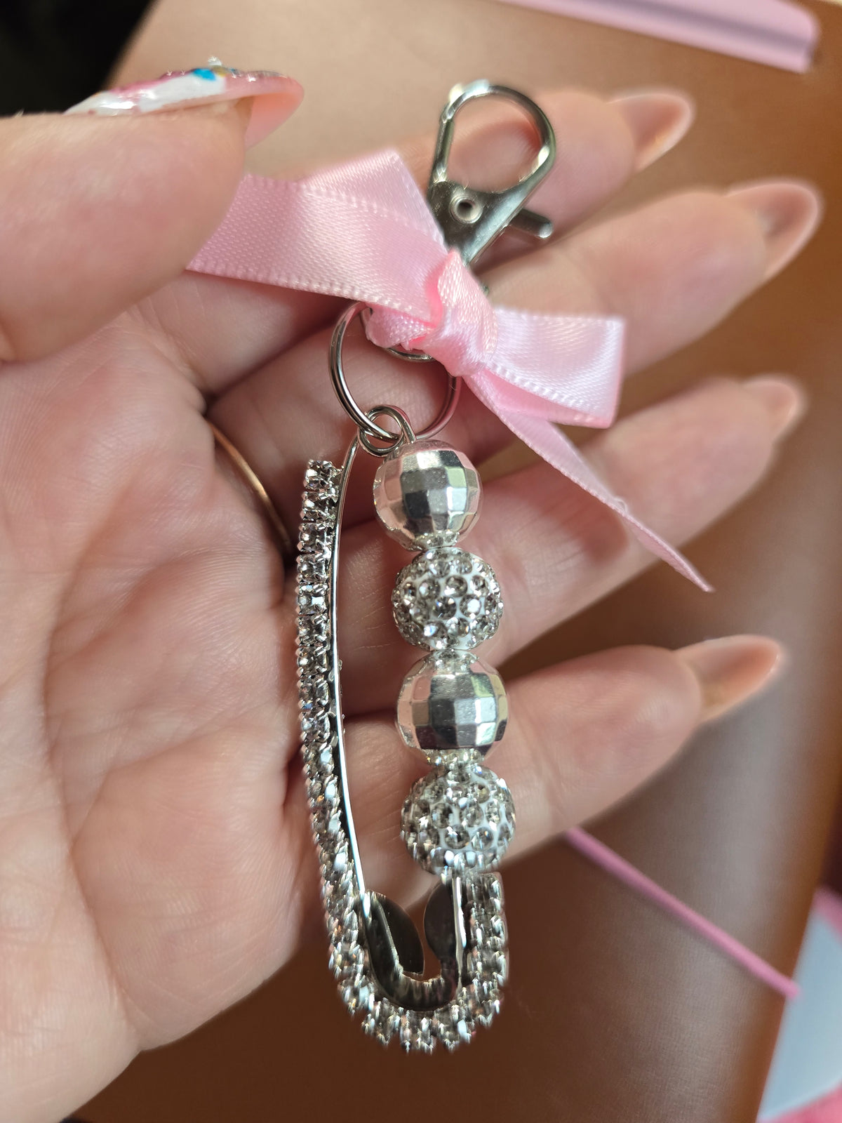 RHINESTONE CLIP BOOKMARK
