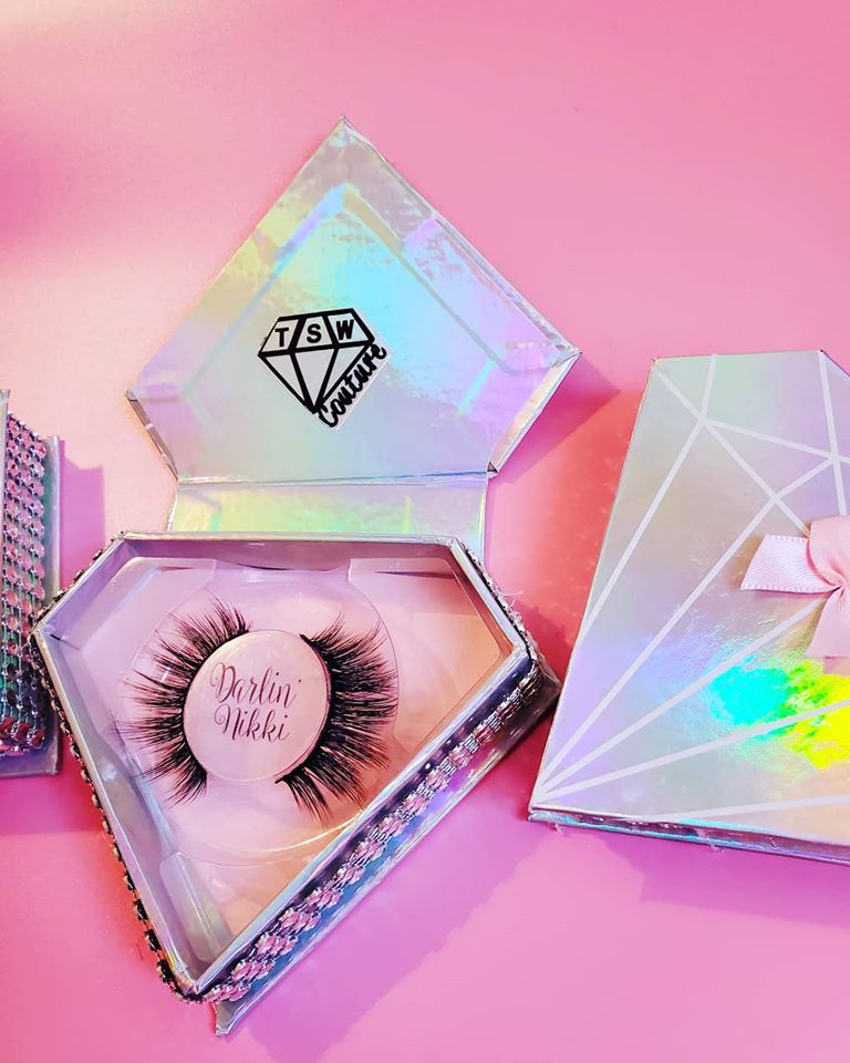 "Darlin' Nikki" Wispy 6D Cruelty Free Lashes