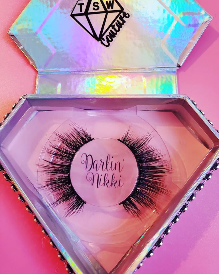 "Darlin' Nikki" Wispy 6D Cruelty Free Lashes