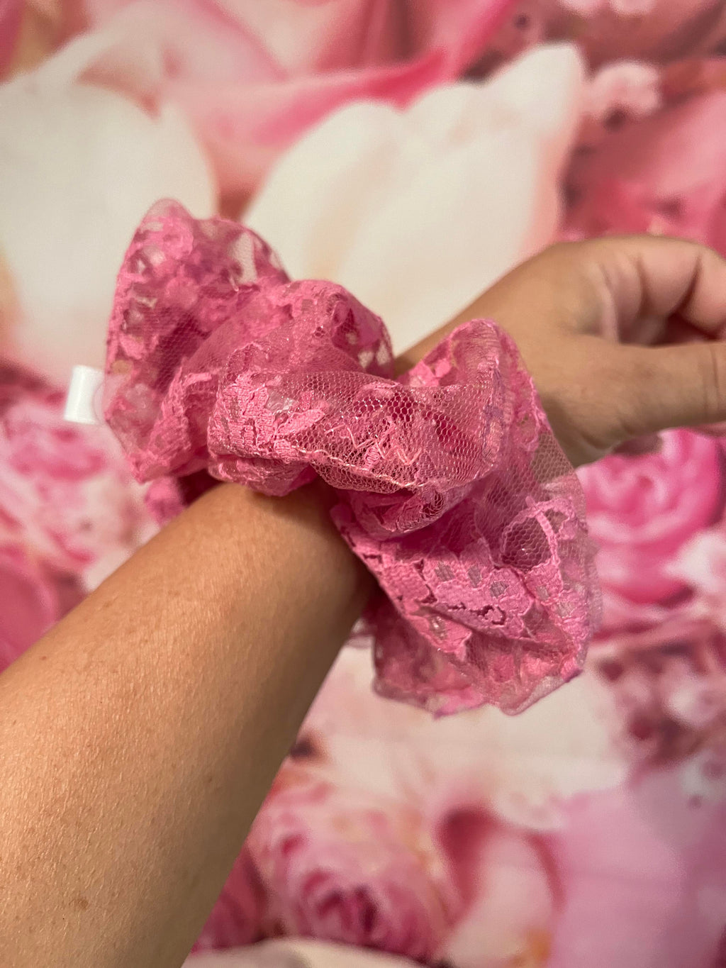 GRANDE SCRUNCHY Pink Lace