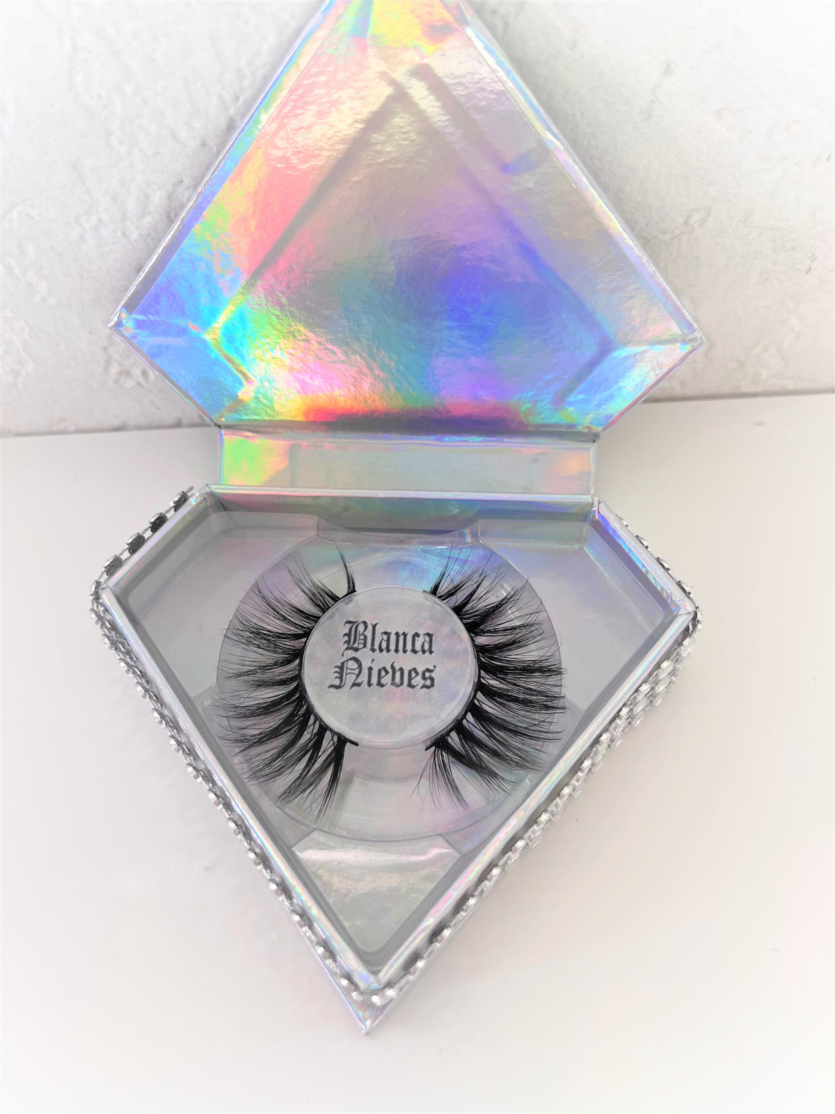 "Blanca Nieves" Wispy 3D Cruelty Free Lashes