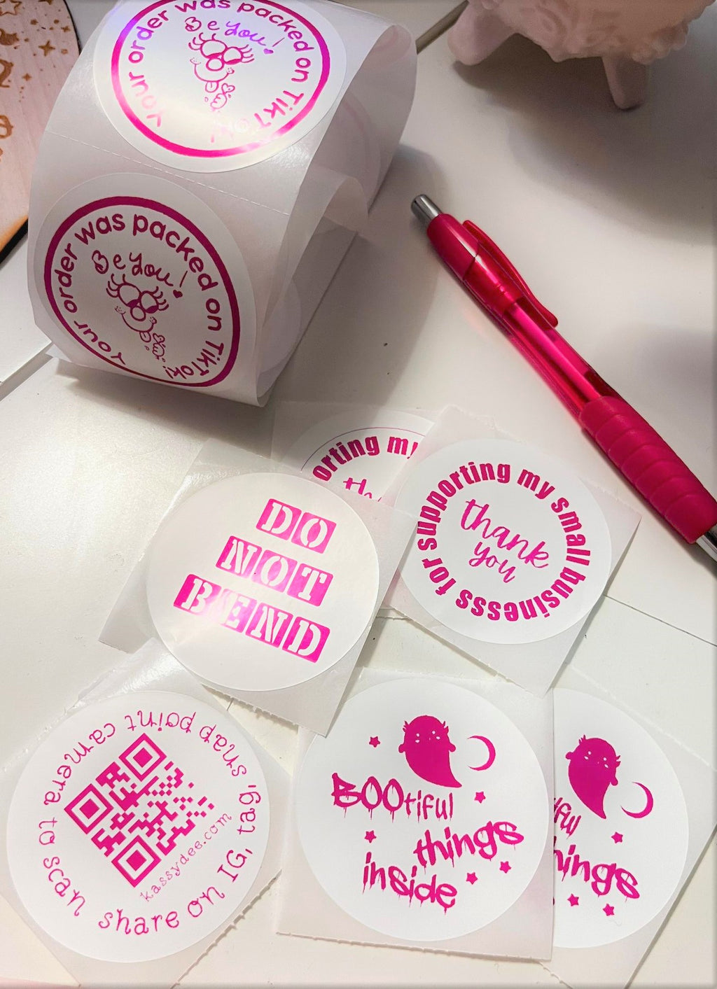 2" Round Pink Labels