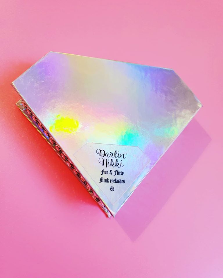 "Darlin' Nikki" Wispy 6D Cruelty Free Lashes