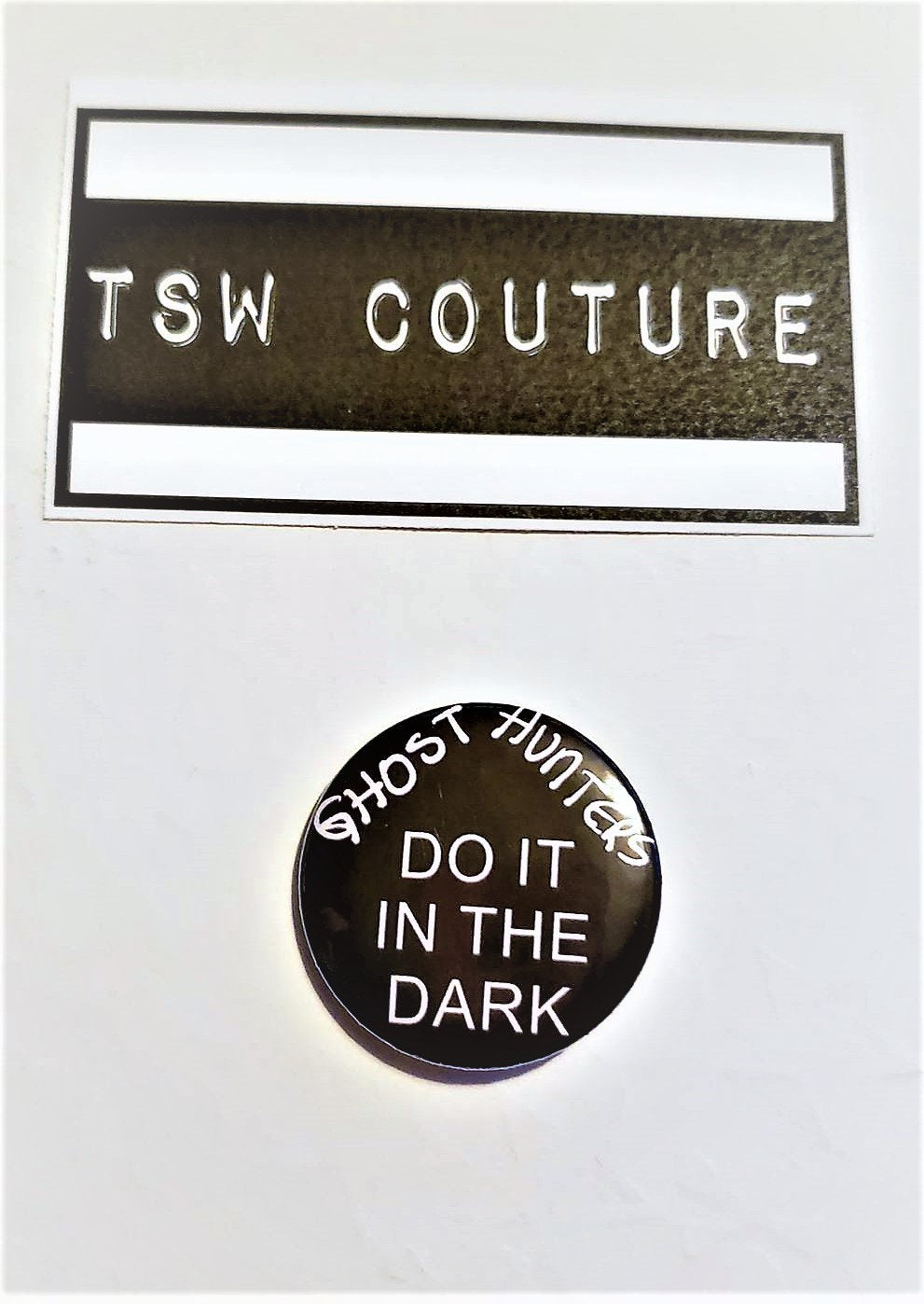 DARK SET 4 PINS Buttons 1.5"