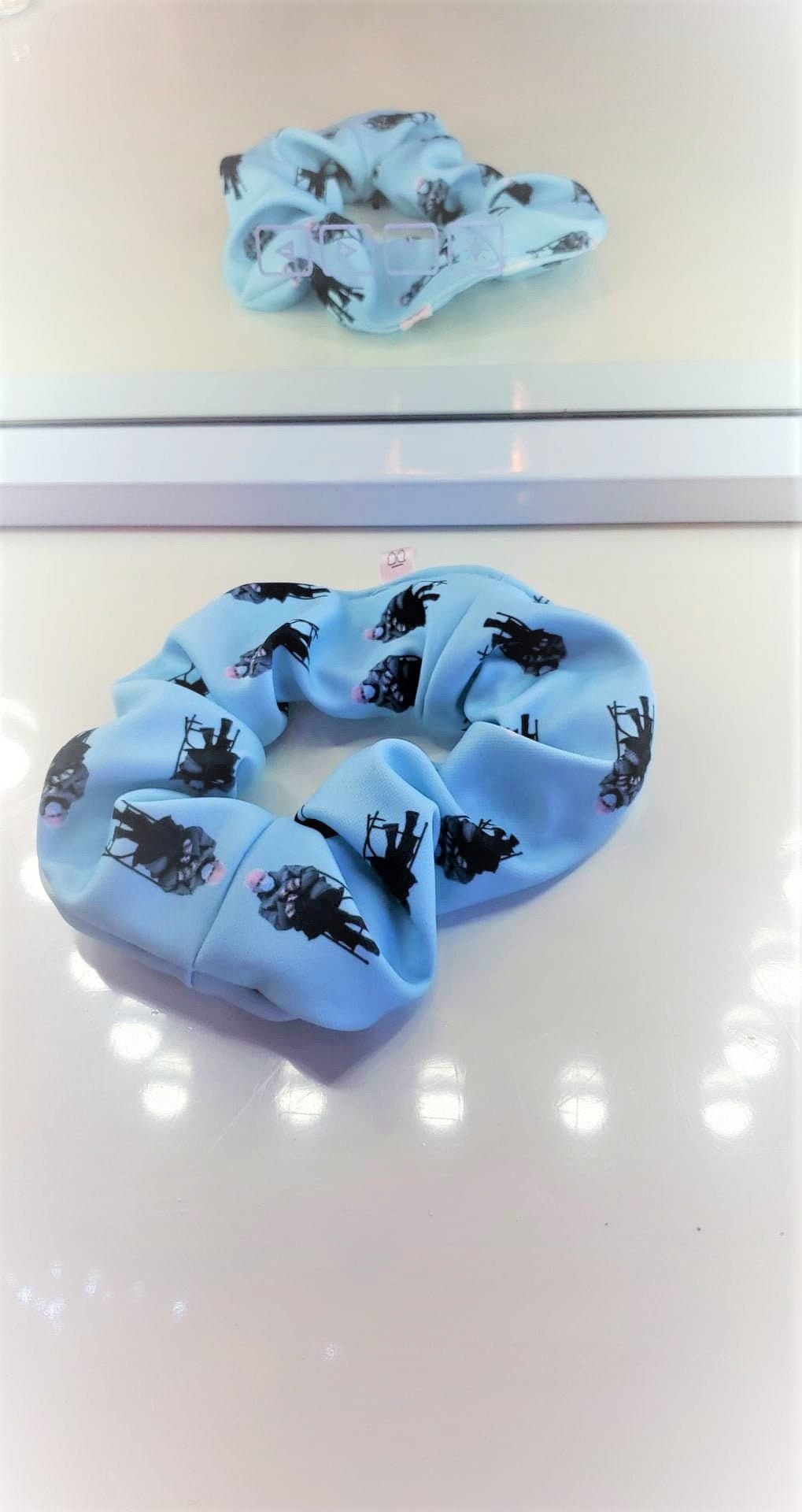 BERNIE SANDERS LARGE Scrunchy Hair Tie Scrunchy Hair Accessory Scrunchie vsco Scrunchies Hair Tie Hair Scrunchies