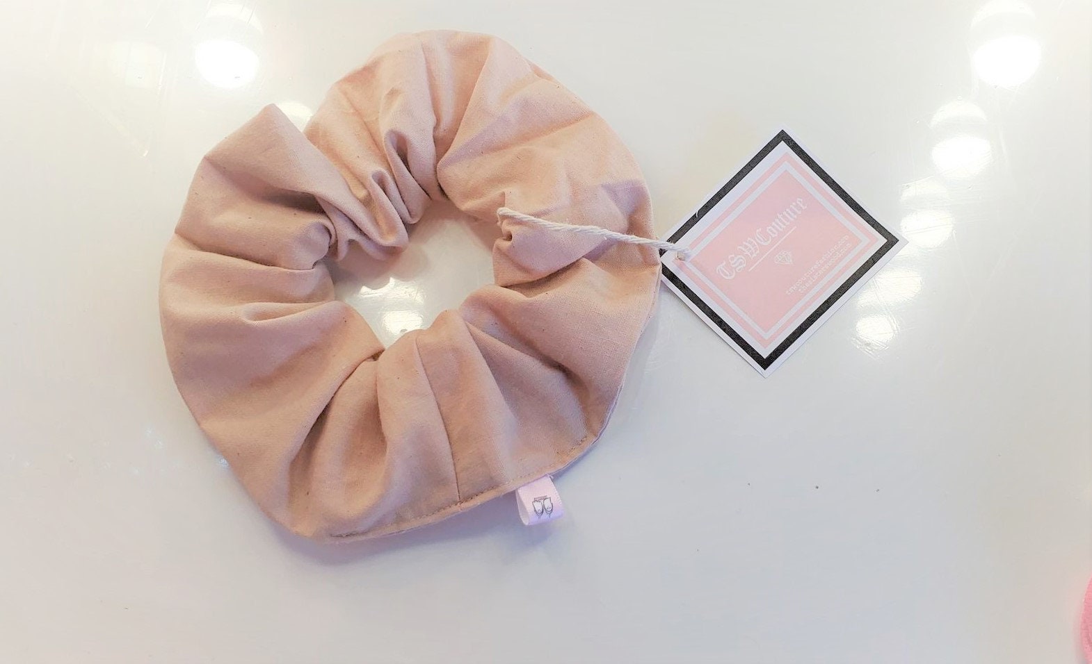 BEIGE SCRUNCHY SHORT