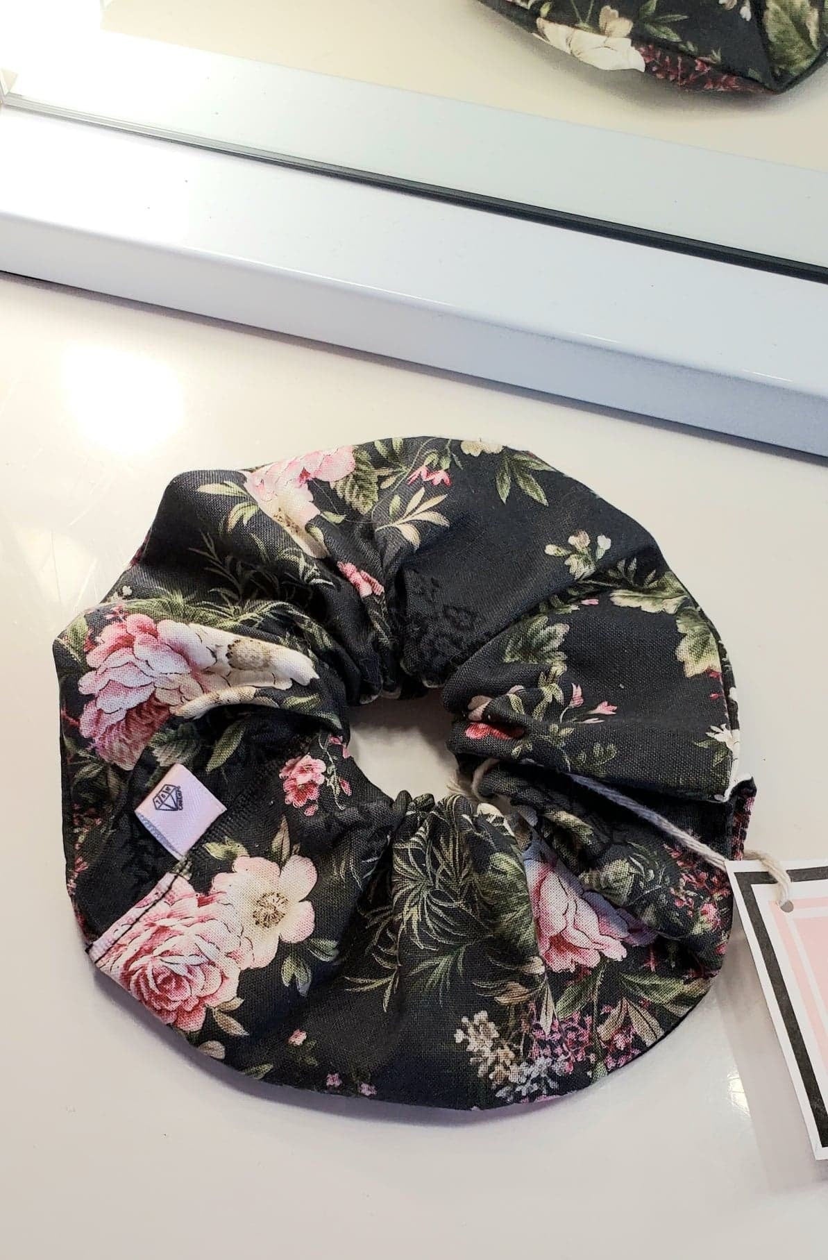 PINK ROSES SCRUNCHY TALL