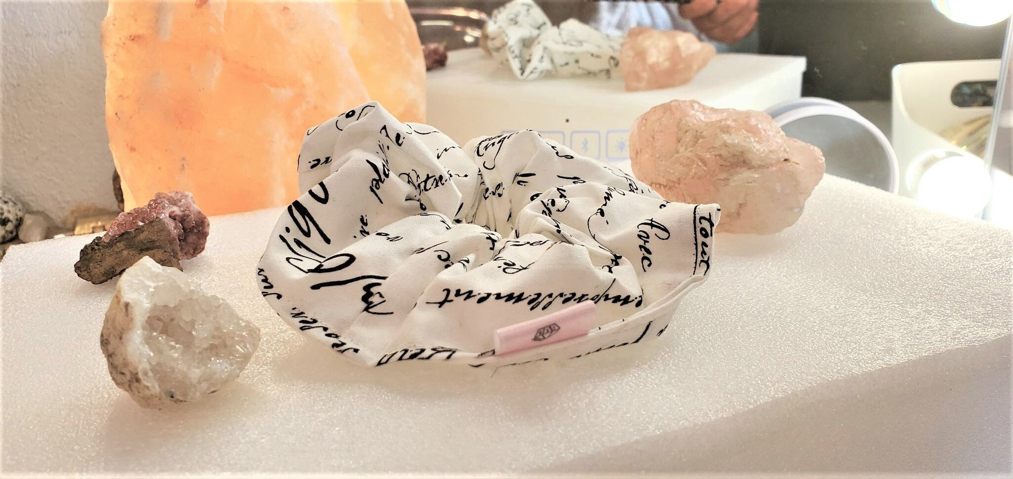 HANDWRITING SCRUNCHY TALL